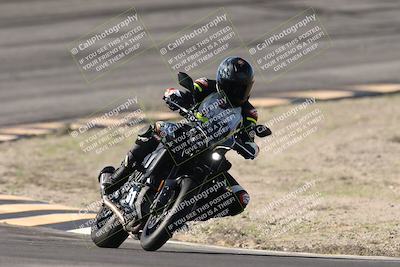 media/Jan-15-2026-Racers Edge (Thu) [[dfebeb70ab]]/3-B Group/Session 2 (Bowl Exit)/